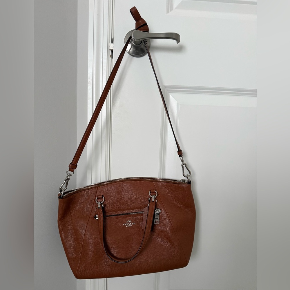 Coach pebble leather shoulder bag